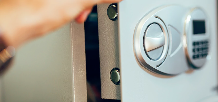 Fingerprint Safe Openers in Lincoln, CA
