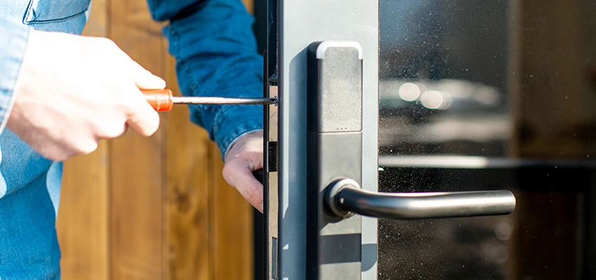 Aluminium Door Lock Replacement in Lincoln, California